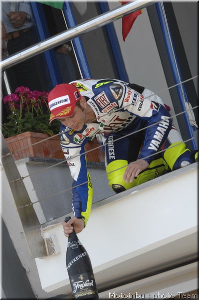 02motogp-podium-jerez2008_1