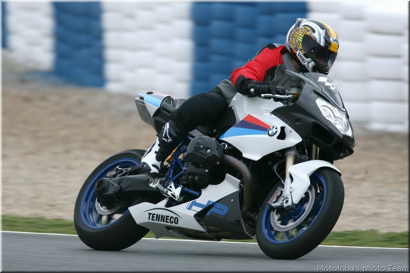 motogp-divers-bmw-jerez_2
