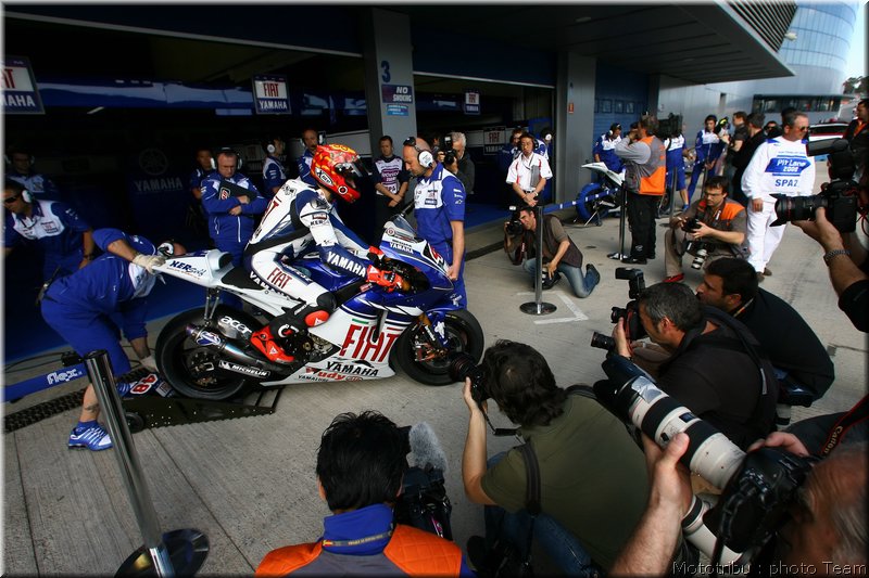 motogp-lorenzo-jerez2008_05