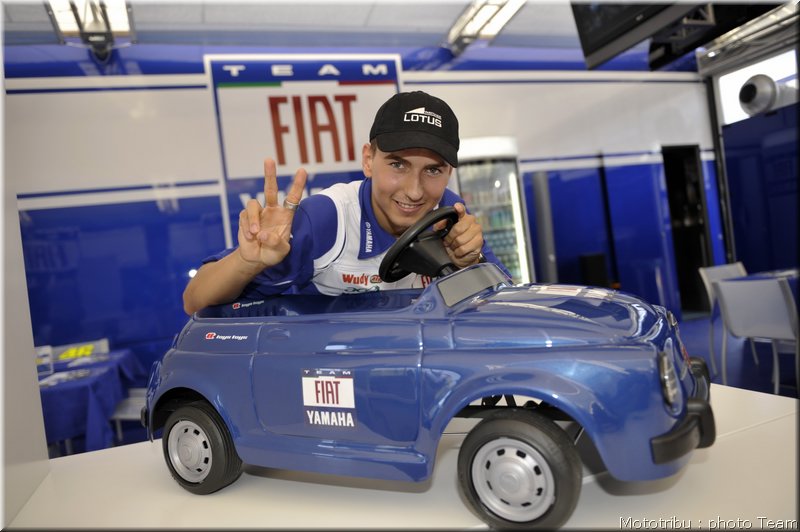 motogp-lorenzo-jerez2008_11