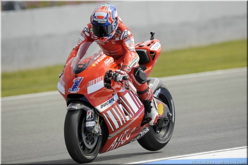 motogp-stoner-jerez2008_03