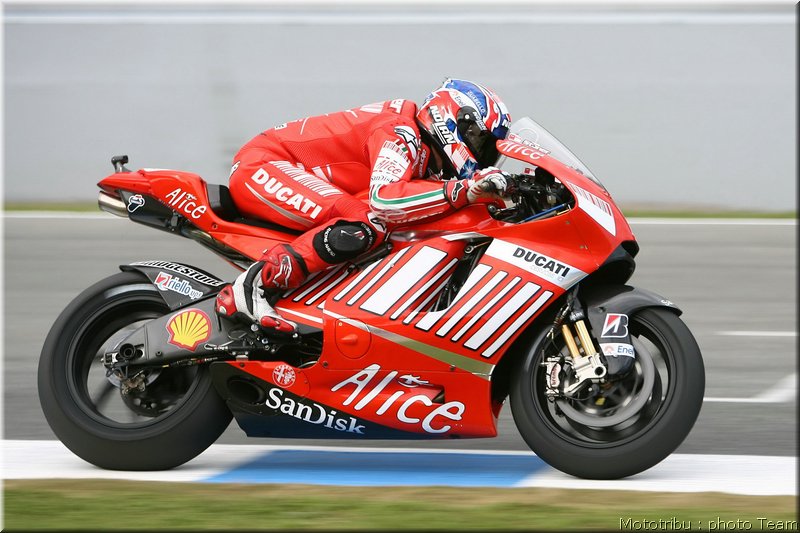 motogp-stoner-jerez2008_10