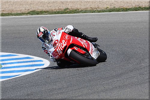 motogp-guintoli-jerez2008_06.jpg