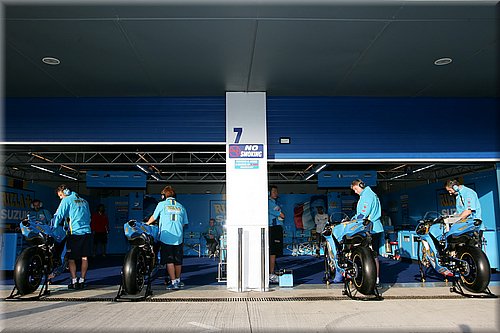 motogp-suzuki-jerez2008_2.jpg