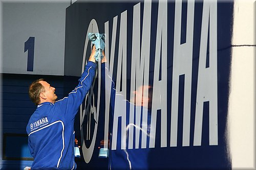 motogp-yamaha-jerez2008_2.jpg