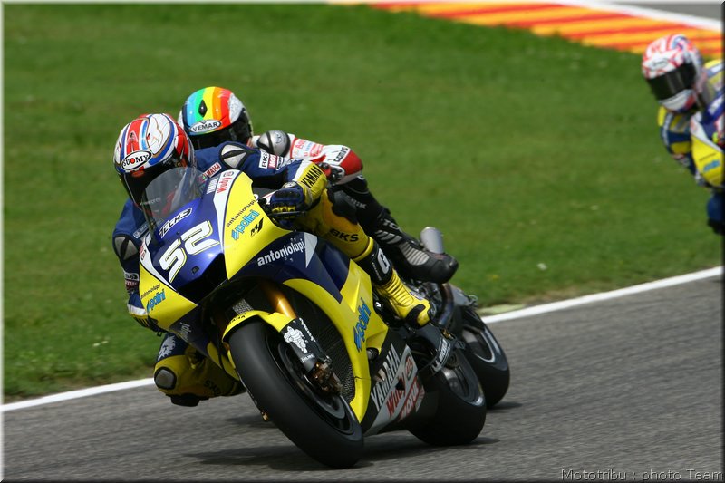 MOTO 
