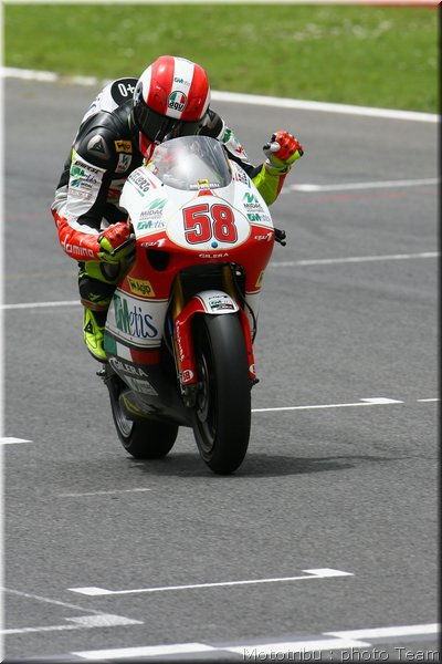 MOTO 