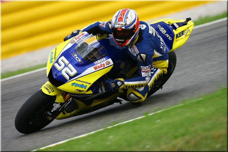 MOTO 