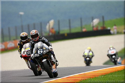 250-011.jpg