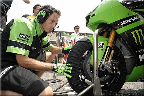 kawasaki1.jpg
