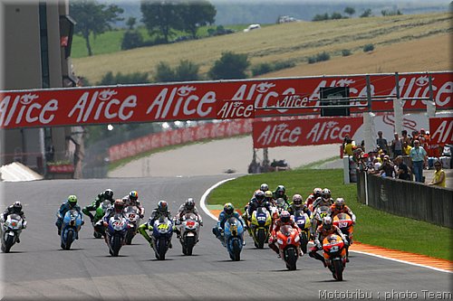 motogp-002.jpg