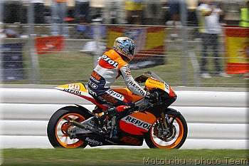 250-simon_3.jpg