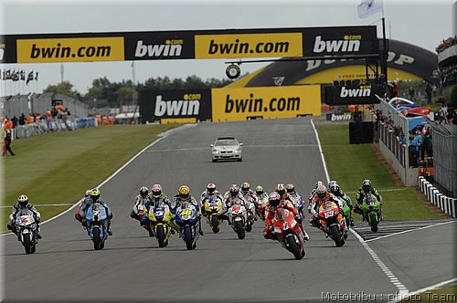 motogp-angleterre2008_02.jpg