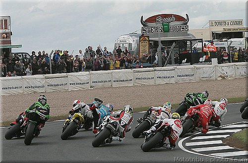 motogp-angleterre2008_06.jpg
