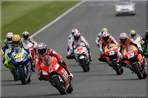 motogp-angleterre2008_15.jpg