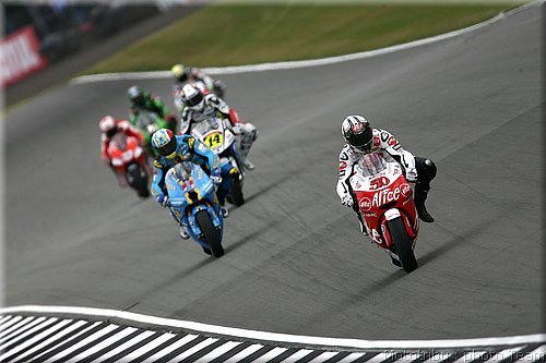 motogp-angleterre2008_65.jpg
