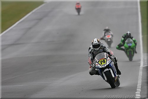 motogp-depuniet_08.jpg