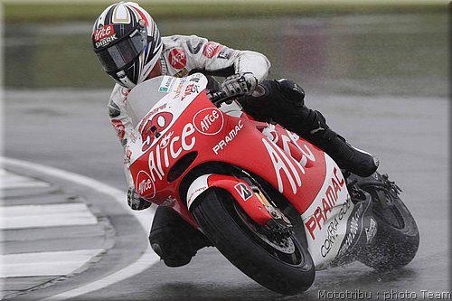 motogp-guintoli_6.jpg