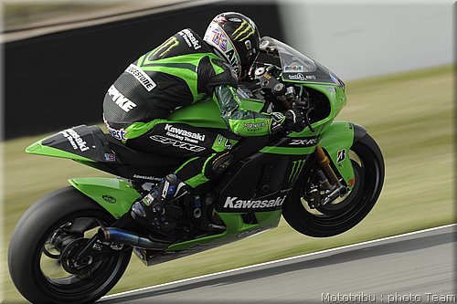 motogp-hopkins_01.jpg