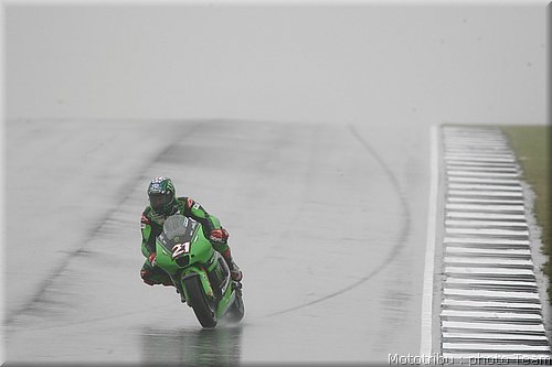 motogp-hopkins_13.jpg