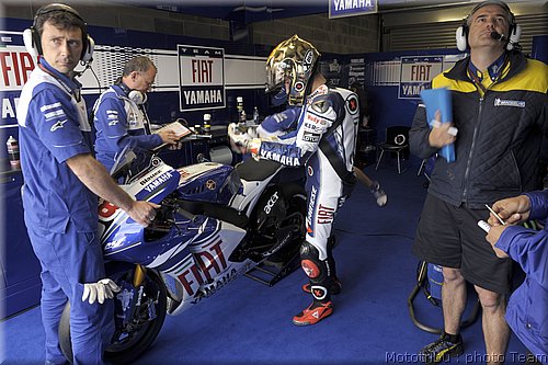 motogp-lorenzo_06.jpg