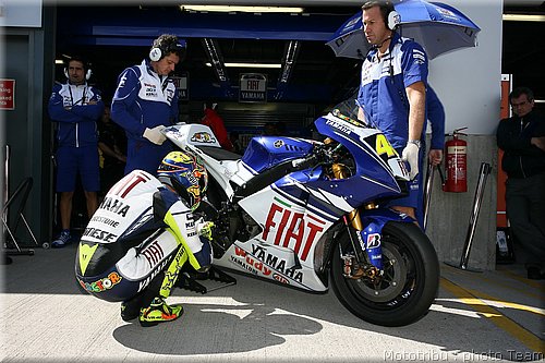 motogp-rossi_15.jpg