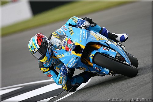motogp-spies_02.jpg