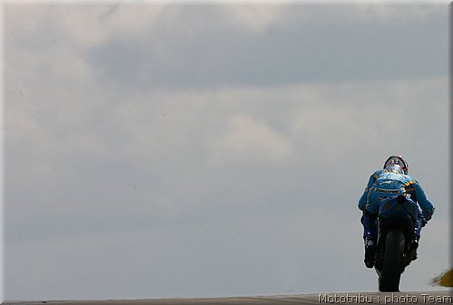 motogp-spies_03.jpg