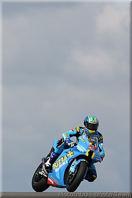 motogp-spies_12.jpg