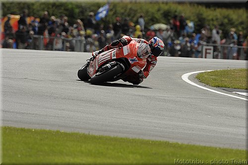motogp-stoner_06.jpg