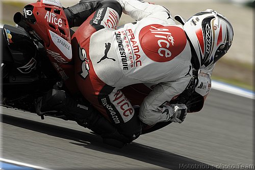 motogp-guintoli_8.jpg