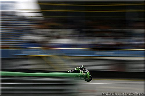 motogp-hopkins_09.jpg