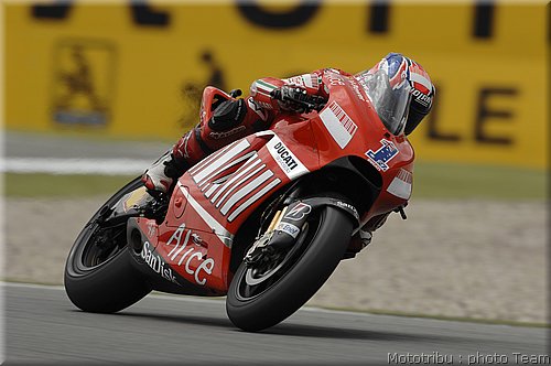 motogp-stoner_03.jpg