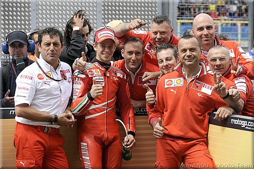 motogp-stoner_19.jpg