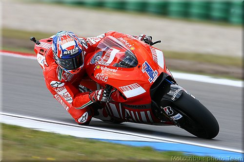 motogp-stoner_20.jpg