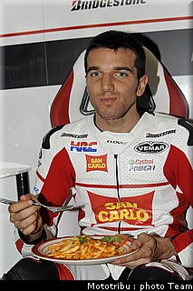 motogp_deangelis_009.jpg