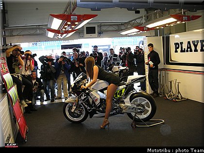 motogp_depuniet_009.jpg