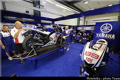 motogp_lorenzo_013.jpg