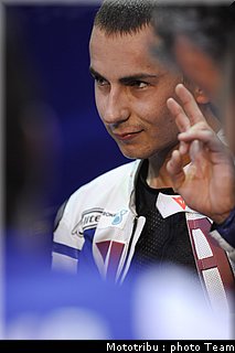motogp_lorenzo_014.jpg