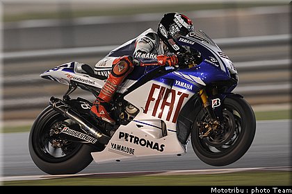 motogp_lorenzo_016.jpg