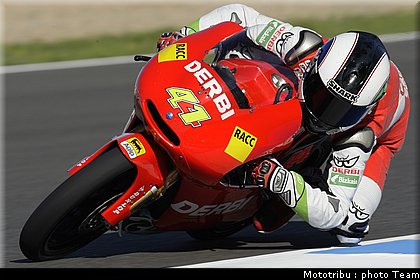 125_espargaro_8.jpg