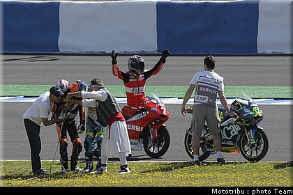 125_vasquez_4.jpg