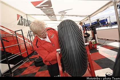mgp_bridgestone_04.jpg