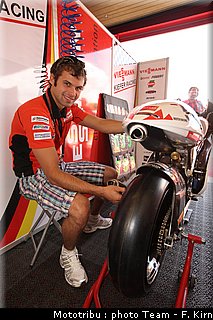 125_bradl_04.jpg