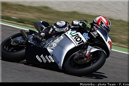 250_aoyama_1.jpg