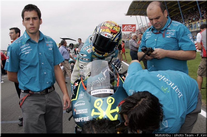 gp125_assen2009_gadea_10