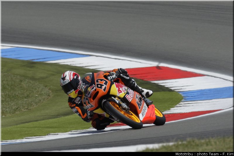 gp125_assen2009_marquez_6