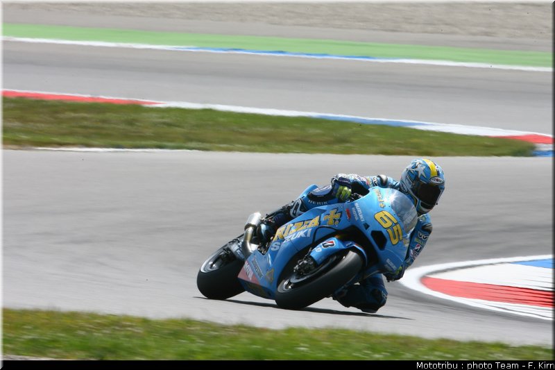 motogp_assen2009_capirossi_07