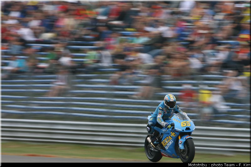 motogp_assen2009_capirossi_13