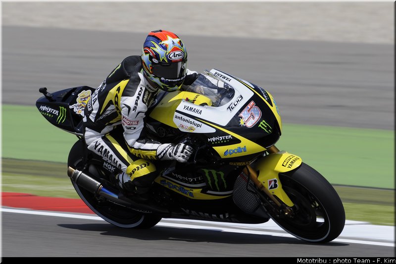motogp_assen2009_edwards_11